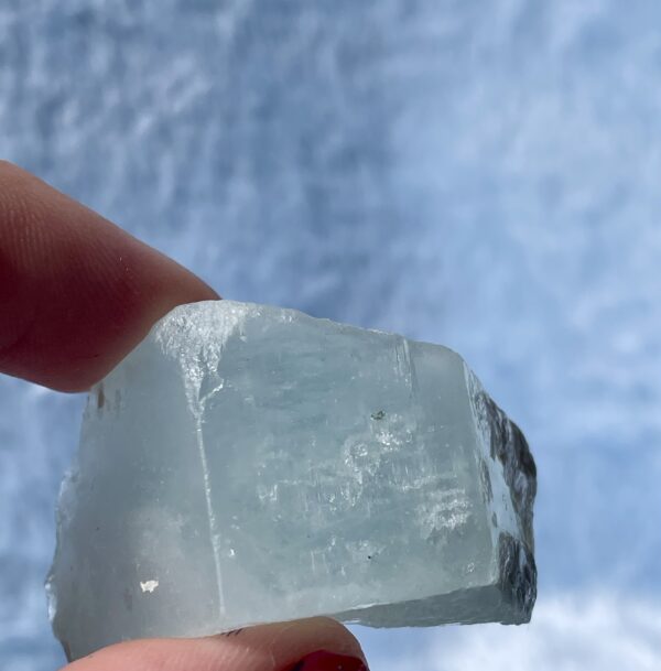 RARE- RAW AQUAMARINE FROM SHIGAR VALLEY - Image 3