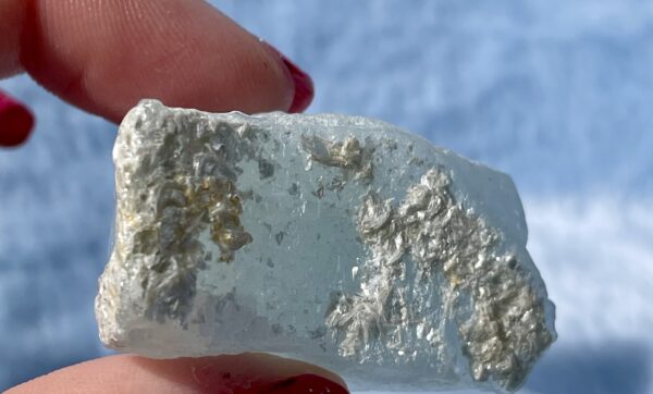 RARE- RAW AQUAMARINE FROM SHIGAR VALLEY - Image 6