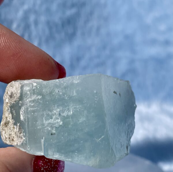 RARE- RAW AQUAMARINE FROM SHIGAR VALLEY - Image 5