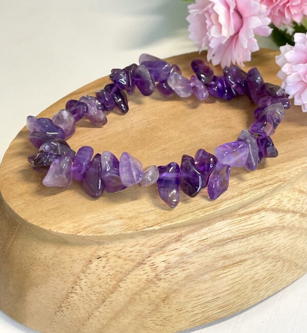 BEAUTIFUL AMETHYST CHIP BRACELET