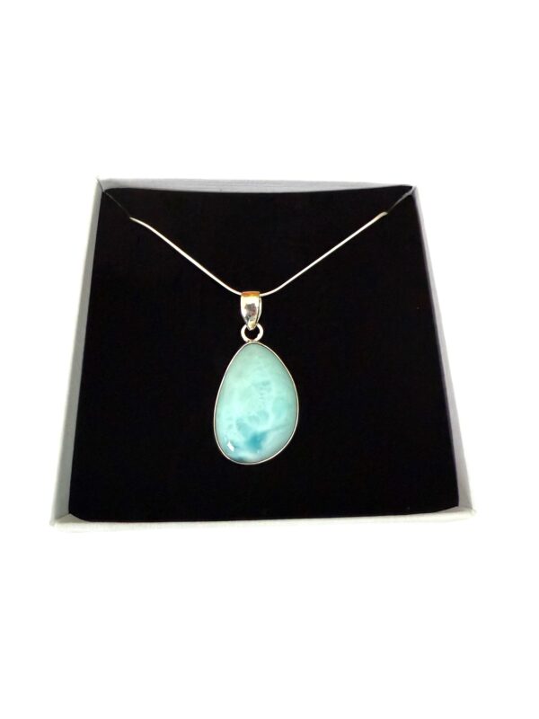 BEAUTIFUL LARIMAR PENDANT SET IN 925 STERLING SILVER WITH 18" 925 SILVER CHAIN - Image 2