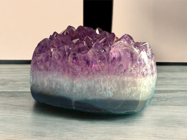 HIGH GRADE BRAZILIAN AMETHYST CLUSTER HEART OVER HALF A KG - Image 4